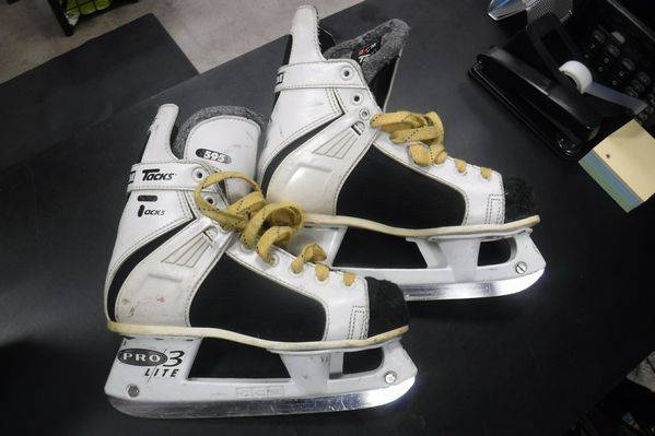 Used CCM Tacks 595 Size 4 Hockey Skates – cssportinggoods