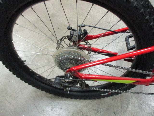 Load image into Gallery viewer, Used Specialized Rip rock 24&#39;&#39; 8-Speed Mountain Bike
