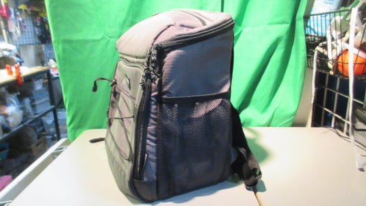 Used Igloo Ringleader Refiner Cooler Backpack