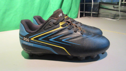 Used DSG Speed Viper Kids 11K Soccer Cleats