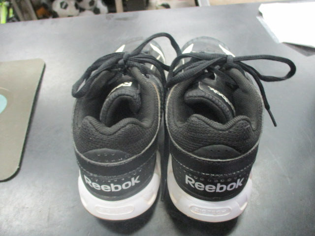 Load image into Gallery viewer, Used Reebok Cleats Size 1.5
