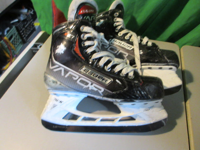 Load image into Gallery viewer, Used Bauer Vapor X3.7 Hockey Skates Size 6 D - Has Wear
