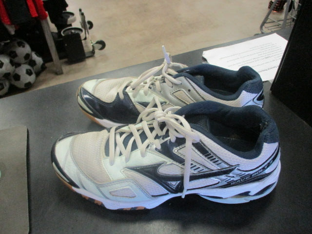 Load image into Gallery viewer, Used Mizuno Wave Bolt 3 Volleyball Shoes Size Womens 9.5
