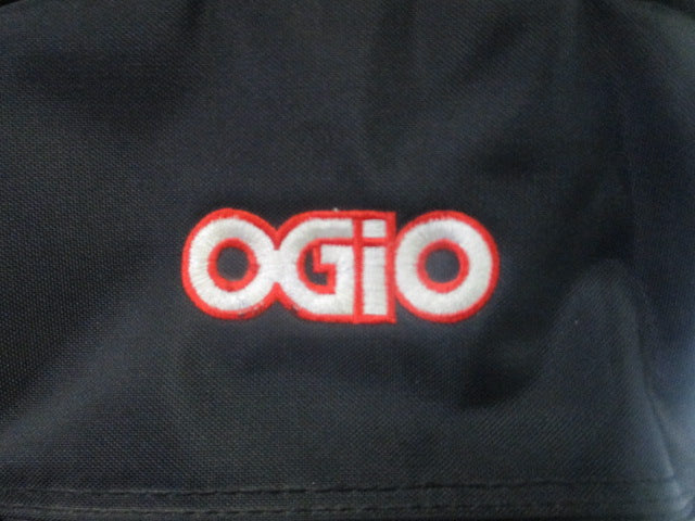 Load image into Gallery viewer, Used OGIO The Original Locker Bag
