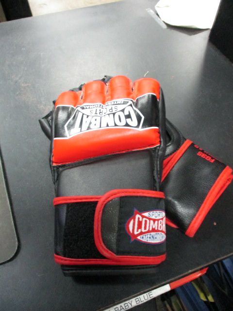 Load image into Gallery viewer, Used Combat Sports Pro Style MMA Gloves
