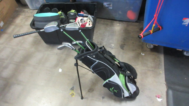 Load image into Gallery viewer, Used Rising Star 5 Piece Junior Golf Set
