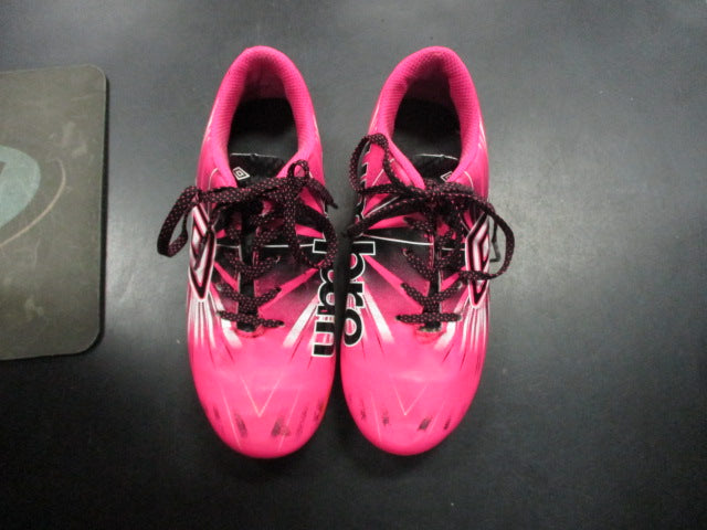 Load image into Gallery viewer, Used Umbro Girls Soccer Cleats Pink Size 1
