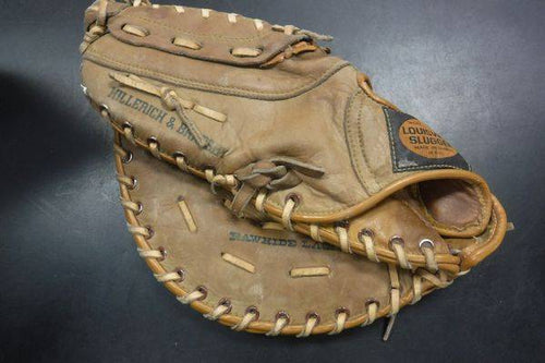 Used Louisville Slugger  The Grabber Youth Baseball Glove