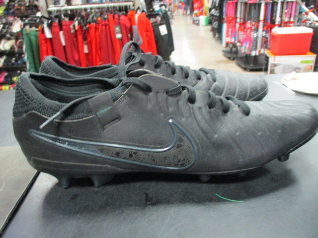 Load image into Gallery viewer, Used Nike Tiempo Legend 10 Academy Size 11 Cleats
