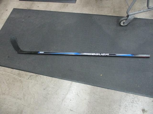 Load image into Gallery viewer, Used Bauer I300 Senior 87 Flex Left  Hand 61&quot; Street Hockey Stick
