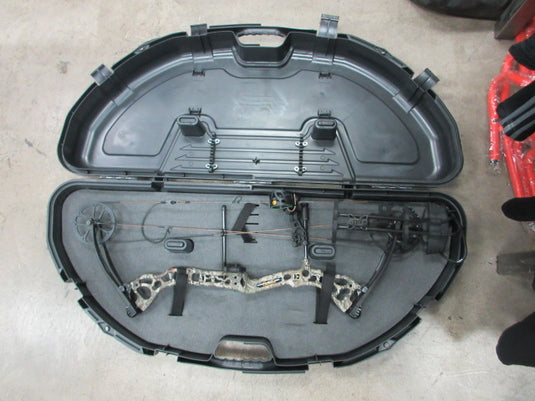 Used Cabelas Endure RH 36" Compound Bow w/ Box