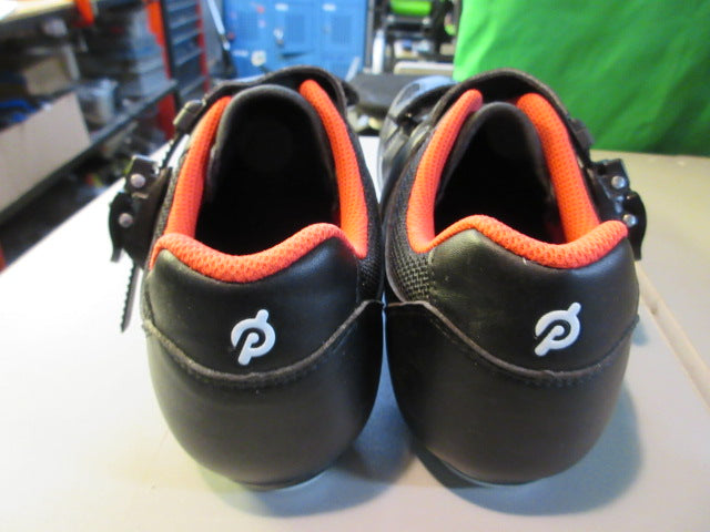 Load image into Gallery viewer, Used Peloton Cycling Shoes Size 43
