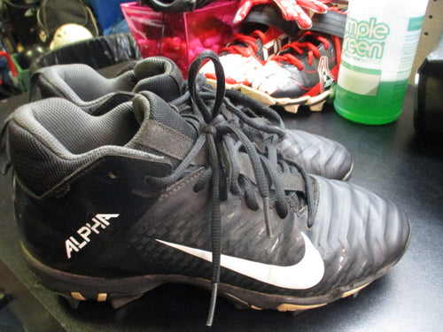 Used Nike Alpha Cleats Size 7