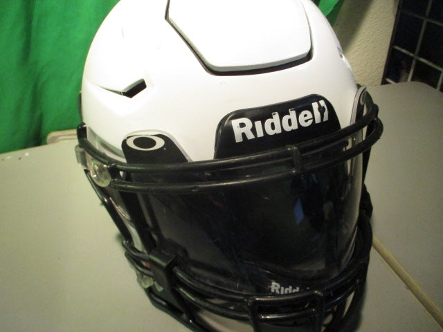 Load image into Gallery viewer, Used Riddell 2021 White Speedflex Football Helmet
