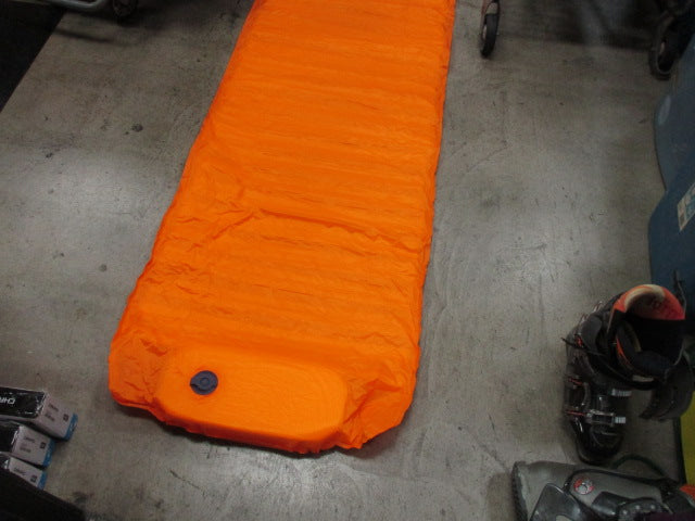 Load image into Gallery viewer, Used ALPS Mountaineering Sleeping Pad With Pillow
