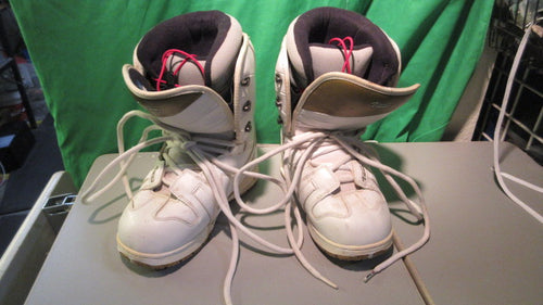 Used Vans Impression Size Womens 8 Snowboard Boots