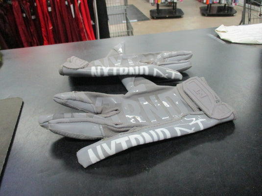 Used Nxtrnd NT Size Large Football Gloves