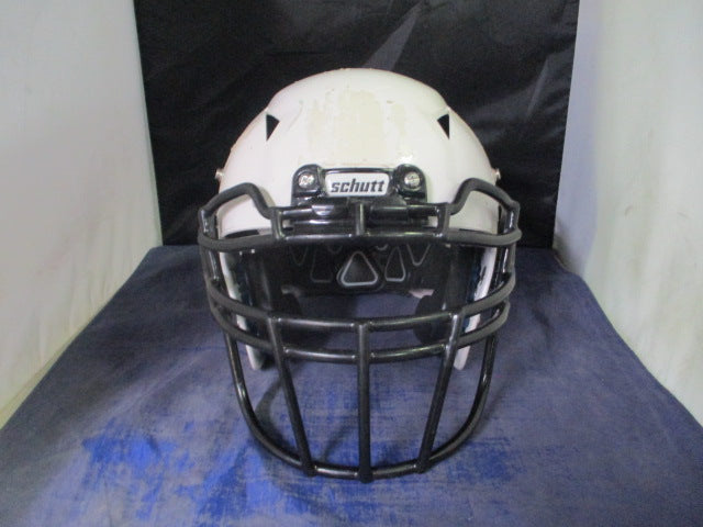 Load image into Gallery viewer, Used Schutt Vengeance A11 Football Helmet Youth Large - Initial Season 2020
