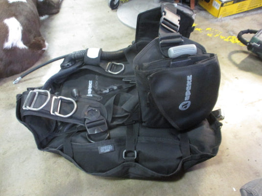 Used Apeks Black Ice BCD Size SM/MD