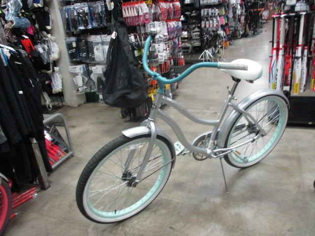 Load image into Gallery viewer, Used Huffy Cranbrook 24&quot; Cruiser Bicycle
