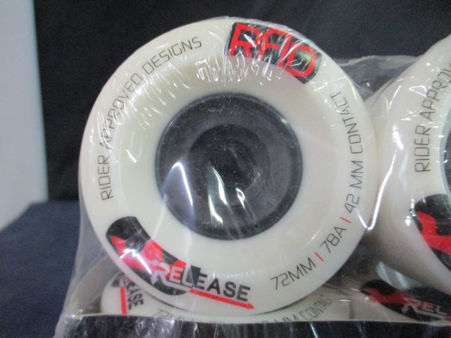 Load image into Gallery viewer, RAD Release 72mm 78a Longboard Wheels
