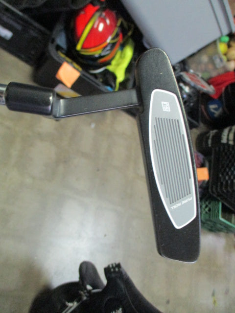 Load image into Gallery viewer, Used TaylorMade TM-110 35&quot; Putter
