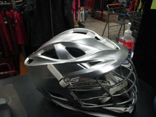 Used Cascade S Adjustable Lacrosse Helmet W/ Chin Strap