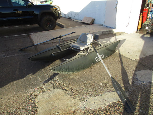 Load image into Gallery viewer, Used Fish Cat FC 9 Deluxe Float Boat With Paddles
