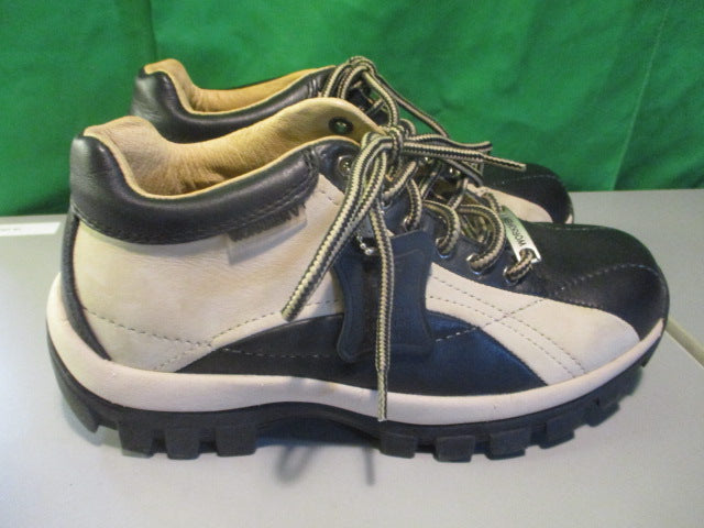 Load image into Gallery viewer, Used Workmen V Boots Size 7.5
