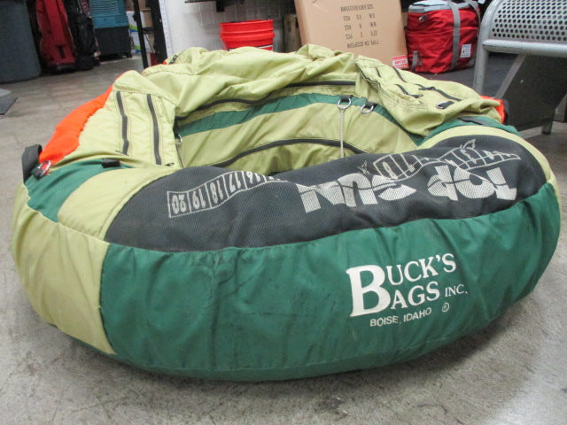 Load image into Gallery viewer, Used Bucks Bag Top Gun Fishing Float Tube
