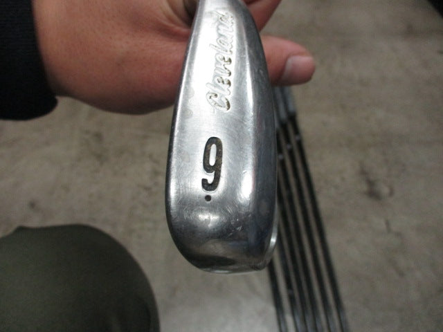 Load image into Gallery viewer, Used Cleveland Launcher Senior Iron Set 4-9, PW- RH
