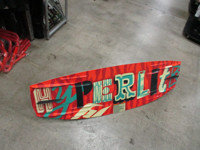 Load image into Gallery viewer, Used Hyperlite Eden Wakeboard 130cm W/ Hyperlite  Bindings
