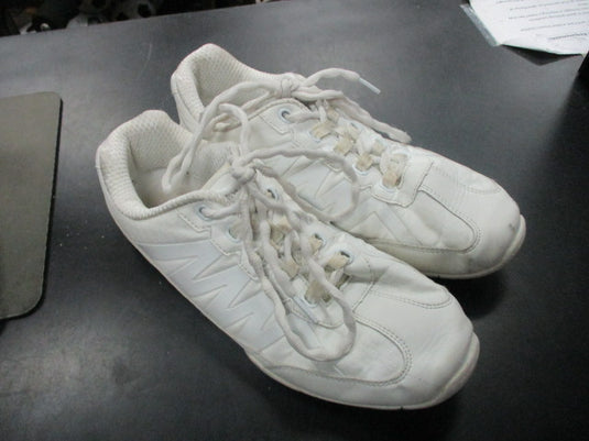 Used Chasse Cheer Shoes Size 7.5