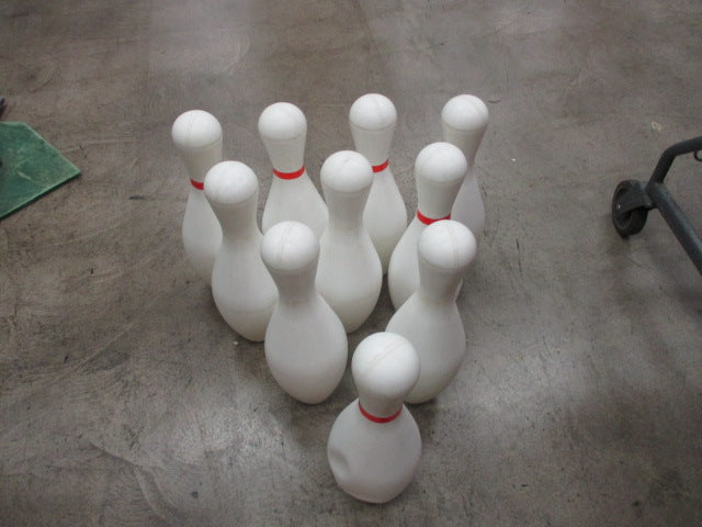 Load image into Gallery viewer, Used Stats Fun XXL 10 Pin Bowling W/ Balls and Carrying Case
