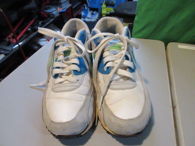 Load image into Gallery viewer, Used Nike Air Max 90 Sneakers Size 4.5
