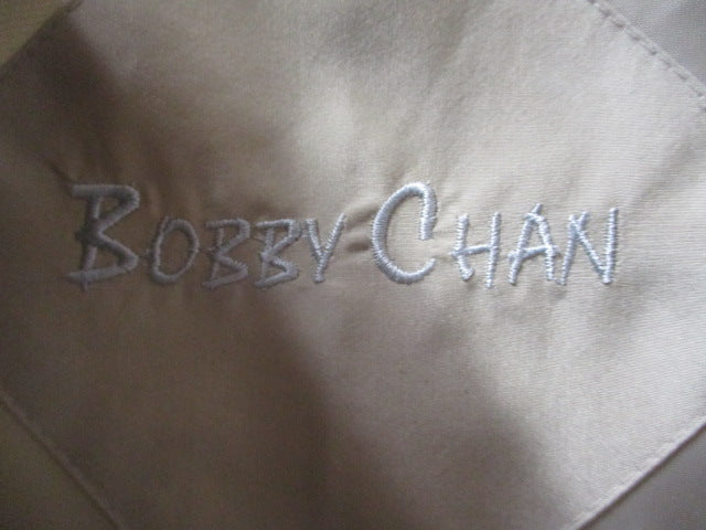 Load image into Gallery viewer, Used Bobby Chan Silk Zip Up Shirt Adult Size 2XL - broken zipper
