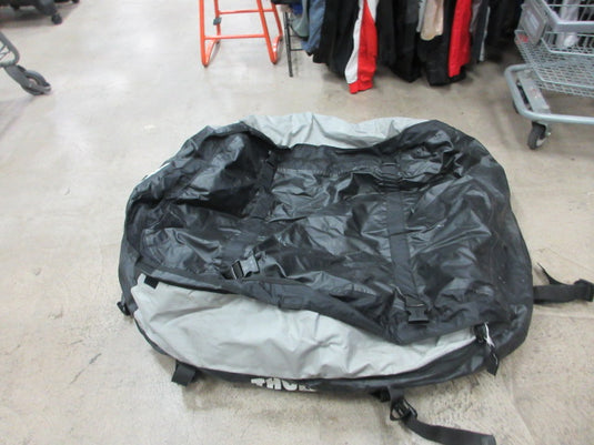 Used Thule Tahoe Roof Bag w/ Storage Bag