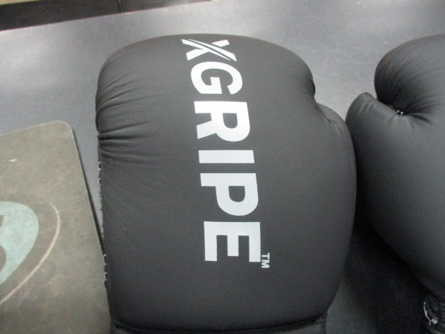 Load image into Gallery viewer, Used Xgripe 10 OZ Boxing Gloves
