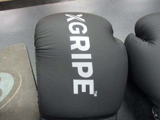 Used Xgripe 10 OZ Boxing Gloves