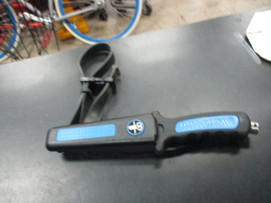 Used US Divers Aqua Lung Dive Knife