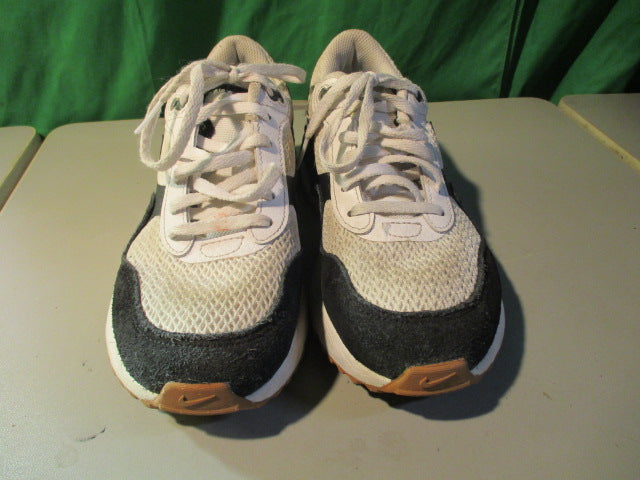 Load image into Gallery viewer, Used Nike Air Max SYSTM Big Kids&#39; Shoes - Size 3.5Y
