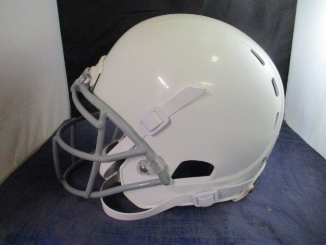 Load image into Gallery viewer, Used Xenith X2E+ Football Helmet Youth Size Small - Initial Year 2023
