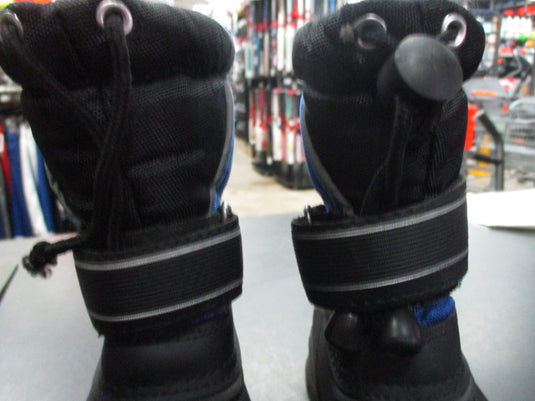 Used Snowboots Waterproof Youth Size 7