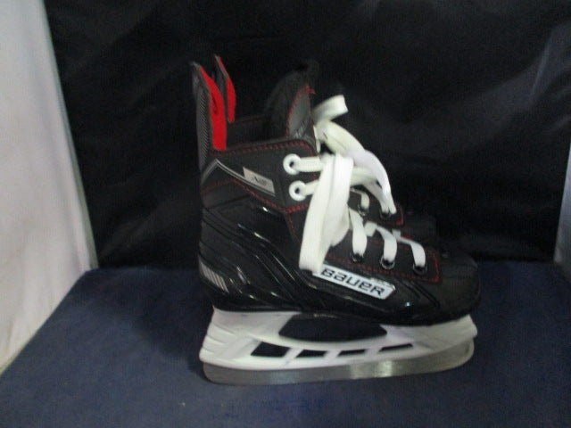 Load image into Gallery viewer, Used Bauer NS Hockey Skates Youth Shoe Size 12/ Skate Sz 11
