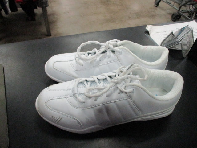 Load image into Gallery viewer, Used Varsity Cheer Shoes Size 8
