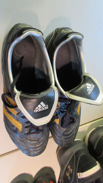 Load image into Gallery viewer, Used Adidas Acuna Soccer Cleats Size 10.5
