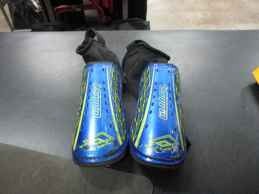 Used Latto Forza II Size Kids Medium Shin Guards