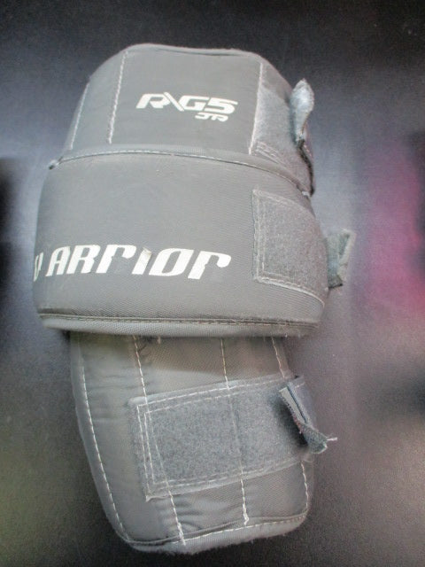 Load image into Gallery viewer, Used Warrior RG5 Junior Knee Pads Youth Size Junior - has wear
