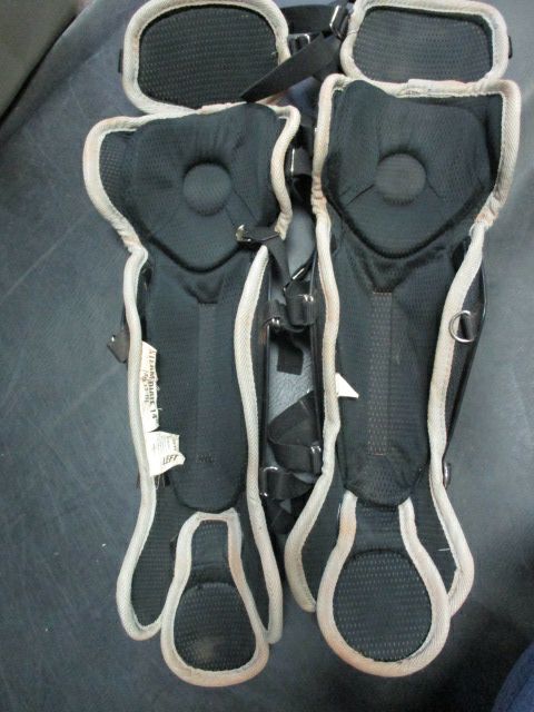 Load image into Gallery viewer, Used EASTON Intermediate (Age 13 - 15) Black Sport Size 14&quot; Catchers Shin Guards
