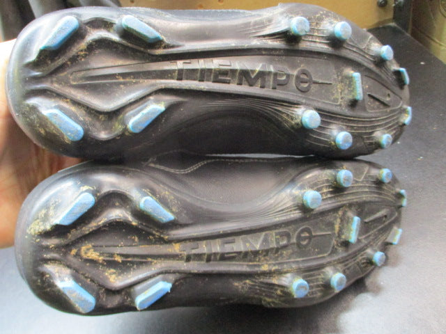 Load image into Gallery viewer, Used Nike Tiempo Soccer Cleats Size 3
